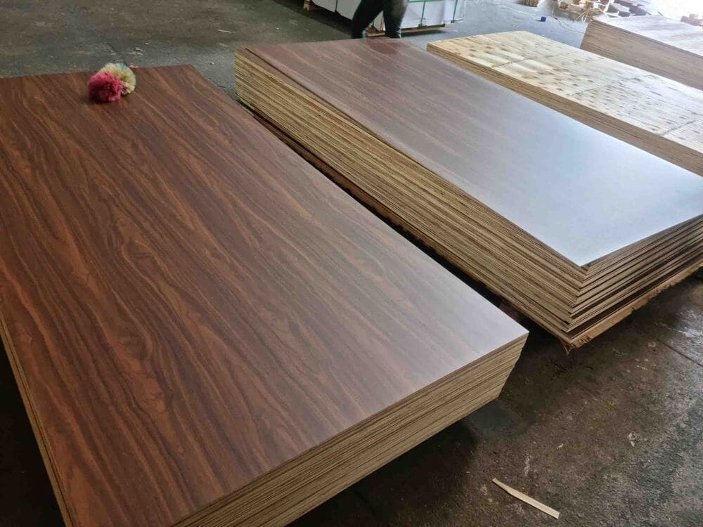 plywood phủ melamin